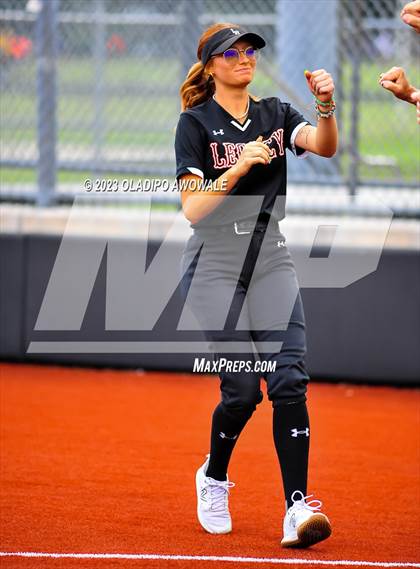 Thumbnail 1 in Wylie vs. Mansfield Legacy (UIL6A Softball Regions 2 Area) photogallery.