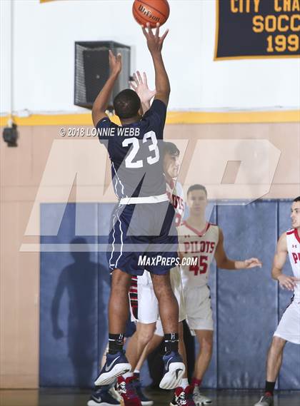 Thumbnail 3 in Cardinal Spellman vs Kennedy Catholic (CHSAA Class A First Round) photogallery.