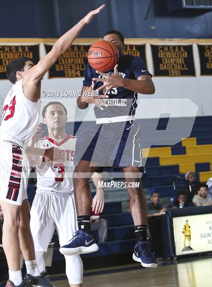 Thumbnail 2 in Cardinal Spellman vs Kennedy Catholic (CHSAA Class A First Round) photogallery.