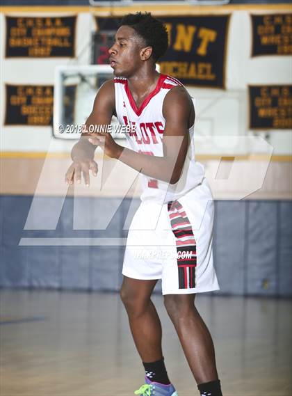 Thumbnail 2 in Cardinal Spellman vs Kennedy Catholic (CHSAA Class A First Round) photogallery.