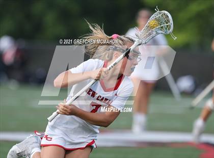 Thumbnail 3 in Wilton vs. New Canaan photogallery.