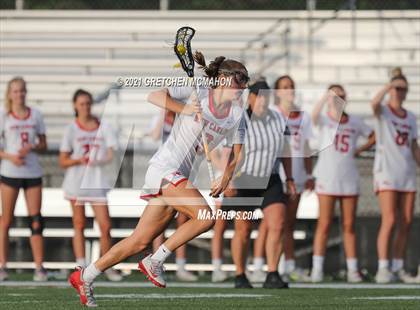 Thumbnail 2 in Wilton vs. New Canaan photogallery.