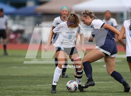 Thumbnail 1 in Wilkes-Barre vs Mifflinburg (Blue Jay Tournament) photogallery.