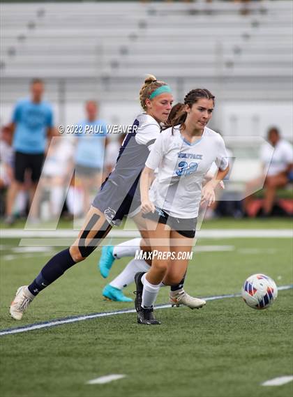Thumbnail 2 in Wilkes-Barre vs Mifflinburg (Blue Jay Tournament) photogallery.