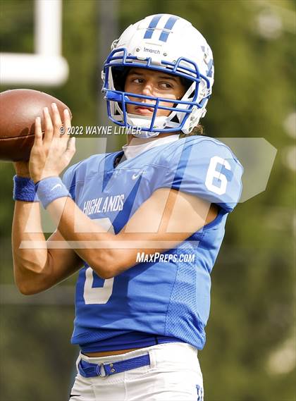 Thumbnail 1 in Archbishop McNicholas @ Highlands photogallery.