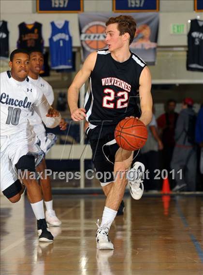 Thumbnail 1 in Harvard-Westlake vs. Lincoln (MaxPreps Holiday Classic) photogallery.