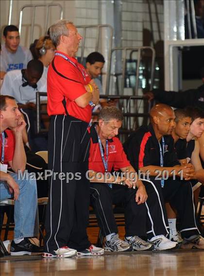 Thumbnail 2 in Harvard-Westlake vs. Lincoln (MaxPreps Holiday Classic) photogallery.