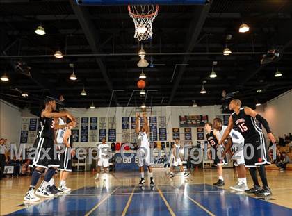 Thumbnail 3 in Harvard-Westlake vs. Lincoln (MaxPreps Holiday Classic) photogallery.