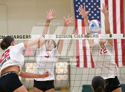 Thumbnail 1 in Cathedral Catholic vs. Murrieta Valley (Dave Mohs Tournament) photogallery.