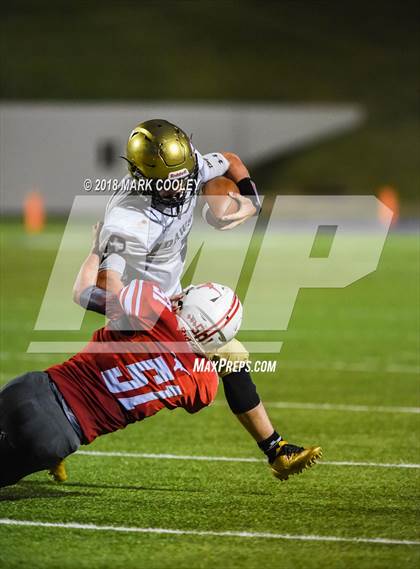 Thumbnail 3 in Dawson vs. Axtell photogallery.