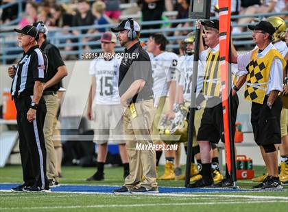 Thumbnail 3 in Dawson vs. Axtell photogallery.