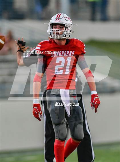Thumbnail 3 in Dawson vs. Axtell photogallery.