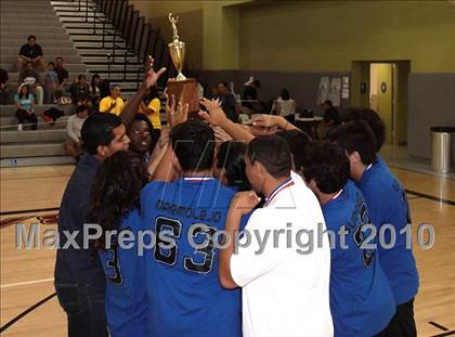 Thumbnail 3 in Foshay Learning Center vs. Elizabeth Learning Center (CIF LA City Section D2 Final) photogallery.
