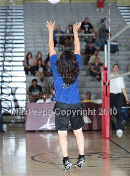 Thumbnail 1 in Foshay Learning Center vs. Elizabeth Learning Center (CIF LA City Section D2 Final) photogallery.