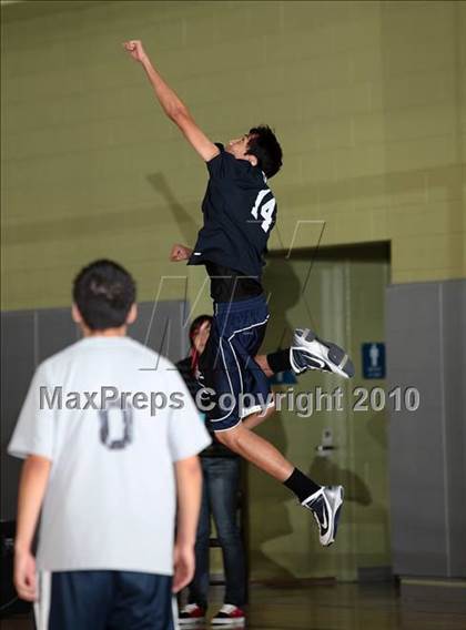 Thumbnail 1 in Foshay Learning Center vs. Elizabeth Learning Center (CIF LA City Section D2 Final) photogallery.