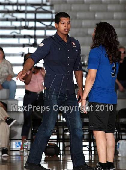 Thumbnail 1 in Foshay Learning Center vs. Elizabeth Learning Center (CIF LA City Section D2 Final) photogallery.