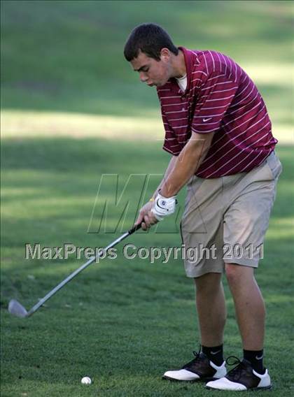 Thumbnail 2 in Lincoln vs. Des Moines East photogallery.