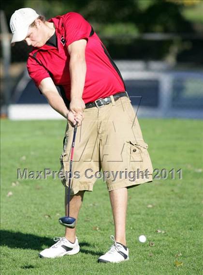 Thumbnail 3 in Lincoln vs. Des Moines East photogallery.
