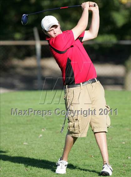 Thumbnail 1 in Lincoln vs. Des Moines East photogallery.
