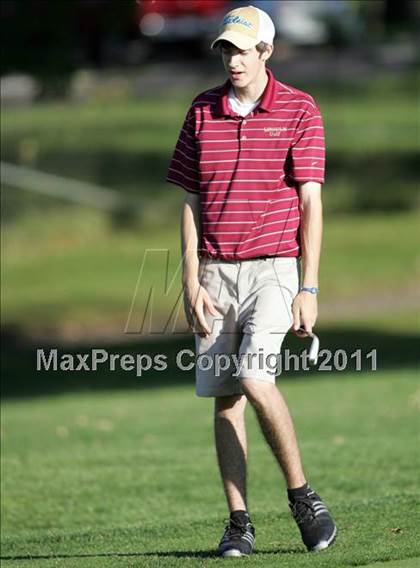 Thumbnail 2 in Lincoln vs. Des Moines East photogallery.
