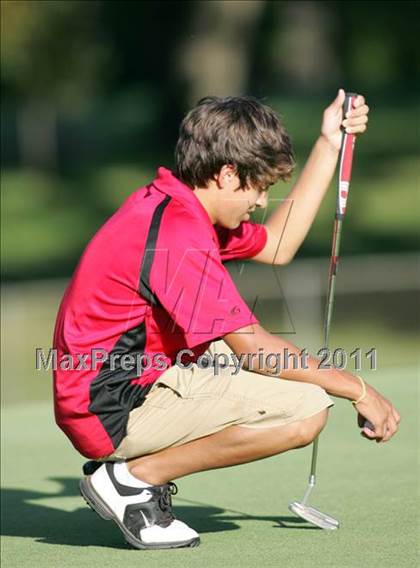 Thumbnail 2 in Lincoln vs. Des Moines East photogallery.