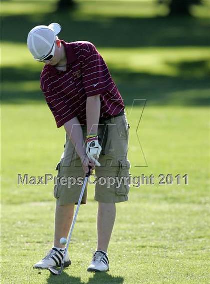 Thumbnail 3 in Lincoln vs. Des Moines East photogallery.