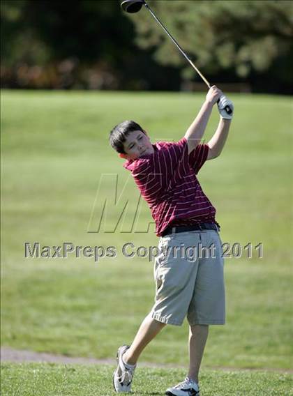 Thumbnail 3 in Lincoln vs. Des Moines East photogallery.