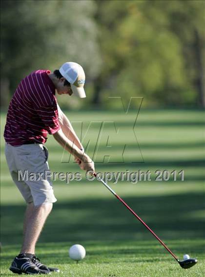 Thumbnail 2 in Lincoln vs. Des Moines East photogallery.