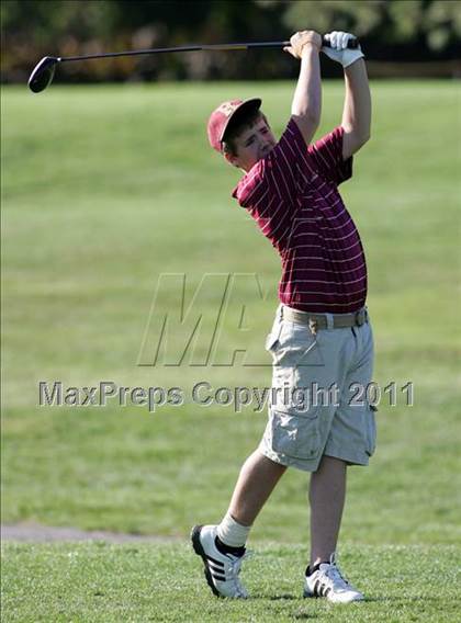 Thumbnail 3 in Lincoln vs. Des Moines East photogallery.