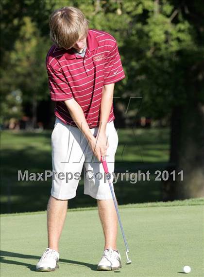 Thumbnail 2 in Lincoln vs. Des Moines East photogallery.