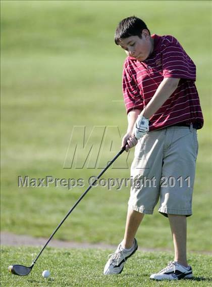 Thumbnail 2 in Lincoln vs. Des Moines East photogallery.