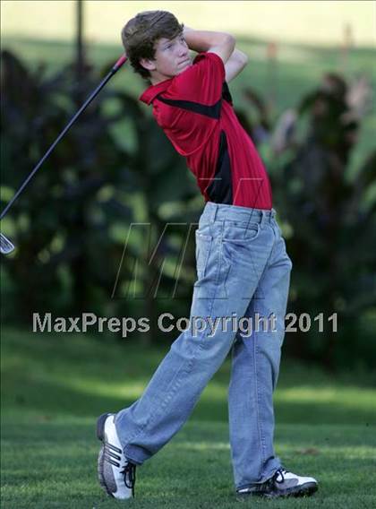 Thumbnail 2 in Lincoln vs. Des Moines East photogallery.