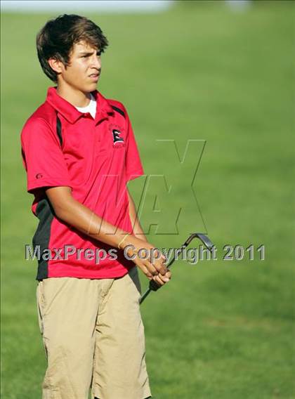 Thumbnail 2 in Lincoln vs. Des Moines East photogallery.