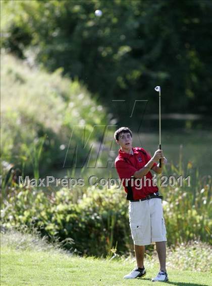 Thumbnail 2 in Lincoln vs. Des Moines East photogallery.