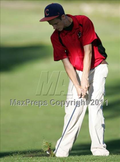 Thumbnail 2 in Lincoln vs. Des Moines East photogallery.