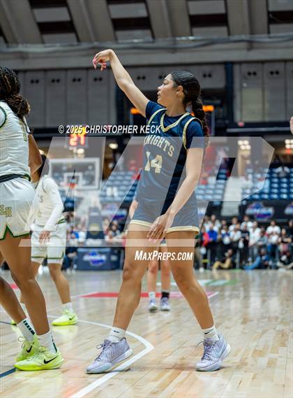 Thumbnail 3 in LANGSTON HUGHES vs. RIVER RIDGE (GHSA 5A FINALS) photogallery.