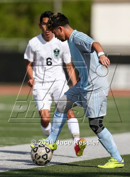 Thumbnail 3 in South @ Granada Hills (CIF SoCal Regional D2 Final) photogallery.