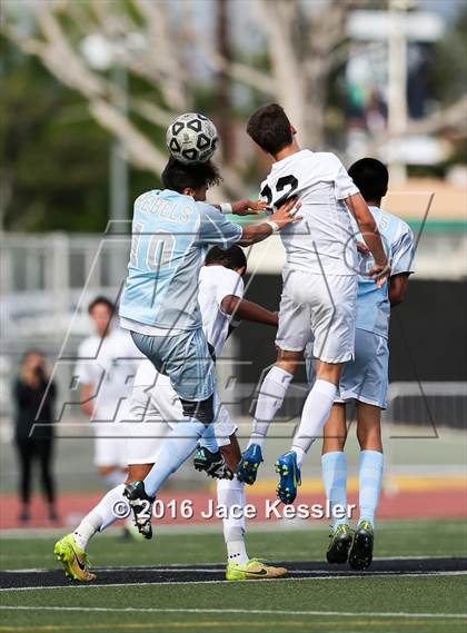 Thumbnail 3 in South @ Granada Hills (CIF SoCal Regional D2 Final) photogallery.