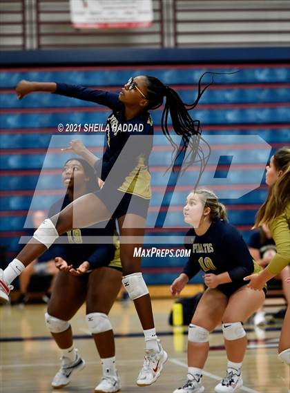 Thumbnail 3 in Boca Ciega @ Palm Harbor University photogallery.