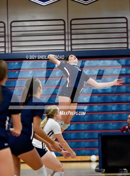 Thumbnail 1 in Boca Ciega @ Palm Harbor University photogallery.