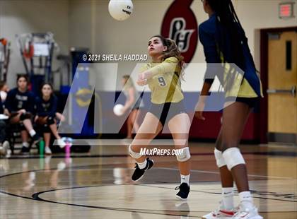 Thumbnail 2 in Boca Ciega @ Palm Harbor University photogallery.