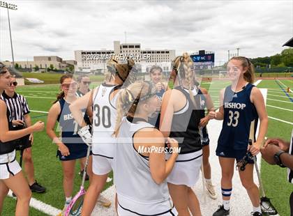 Thumbnail 2 in Bishop McGuinness vs. Croatan (NCHSAA 1A/2A/3A Final - Awards) photogallery.