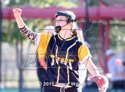 Thumbnail 1 in Mountain View vs. Thompson Valley (CHSAA 4A Quarterfinal Playoff) photogallery.