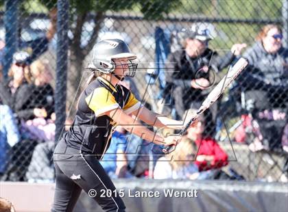 Thumbnail 2 in Mountain View vs. Thompson Valley (CHSAA 4A Quarterfinal Playoff) photogallery.