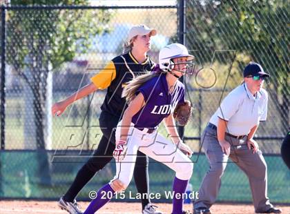 Thumbnail 2 in Mountain View vs. Thompson Valley (CHSAA 4A Quarterfinal Playoff) photogallery.