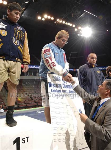 Thumbnail 1 in CIF State Championships (Awards) photogallery.