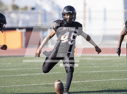 Thumbnail 2 in Folsom @ Pittsburg photogallery.