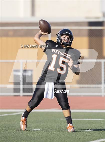 Thumbnail 2 in Folsom @ Pittsburg photogallery.