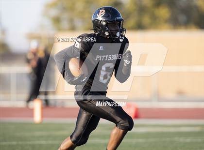 Thumbnail 2 in Folsom @ Pittsburg photogallery.