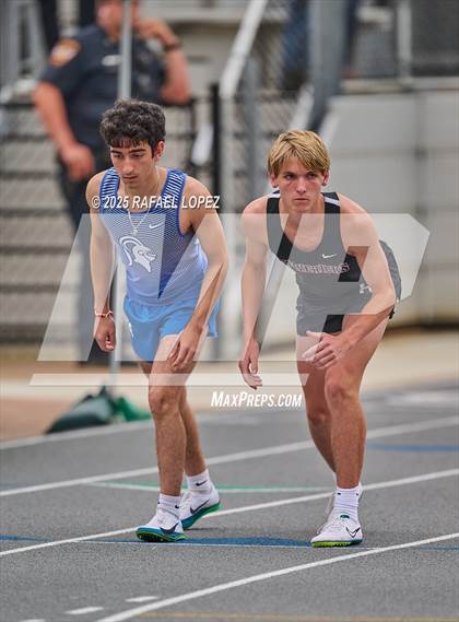 Thumbnail 2 in Cooper Dragon Invitational (3200M) photogallery.